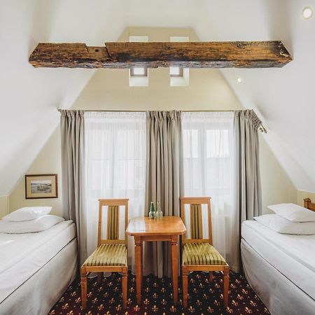 Hotel Solaris Торунь Экстерьер фото