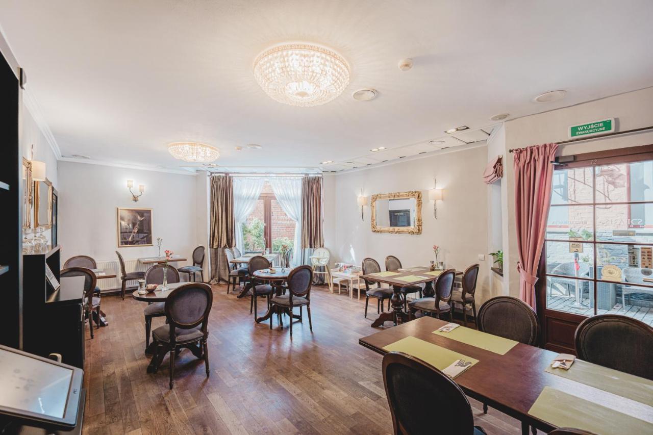 Hotel Solaris Торунь Экстерьер фото
